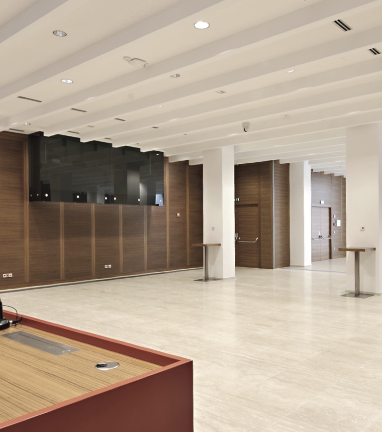 Sparkasse sala 1 + 2 academy