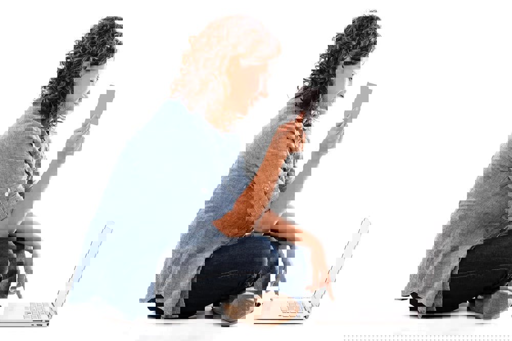 Acquisti online sicuri: guida pratica all'uso delle carte di pagamento